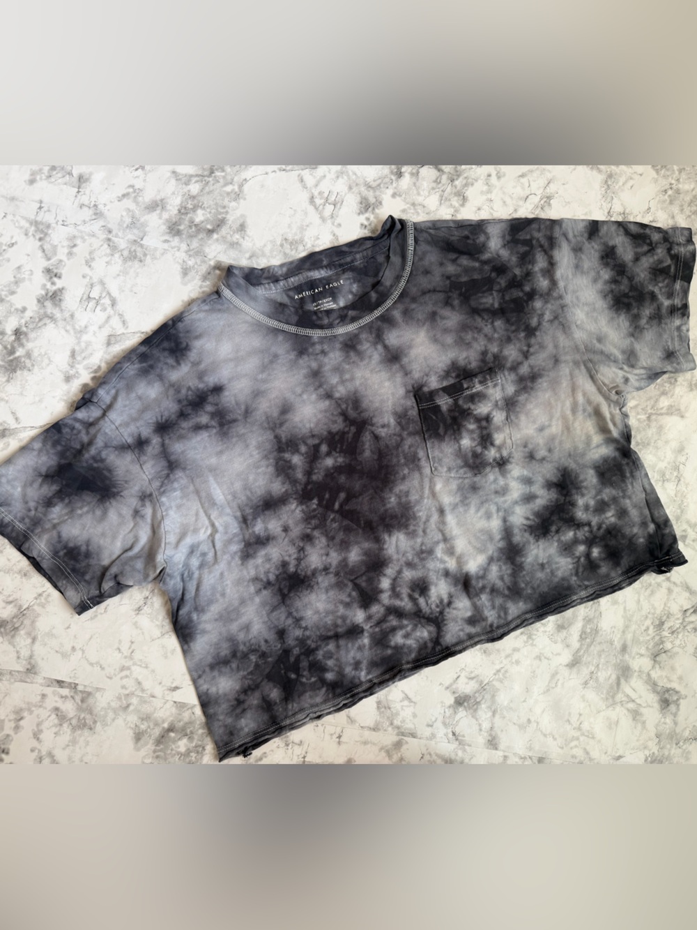 American Eagle Outfitters Black & Gray Tie-Dye Crop Tee xs